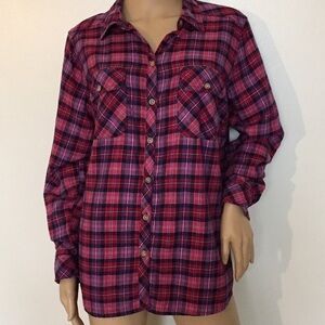Croft& Barrow Women’s Size L Plaid Shirt⭐️
